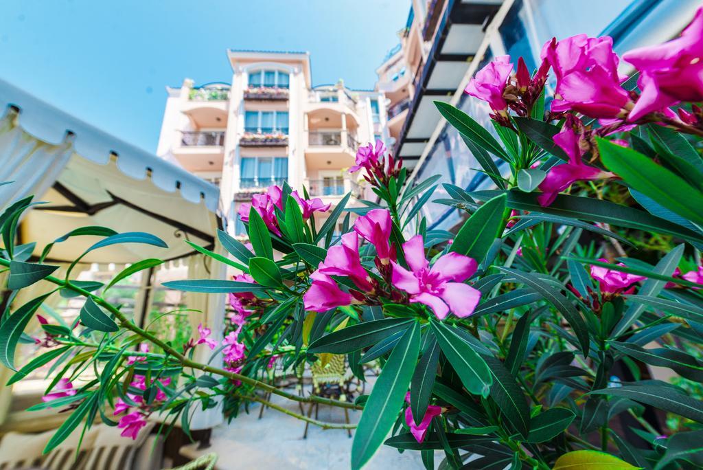 Romance Marine Aparthotel Sunny Beach Esterno foto