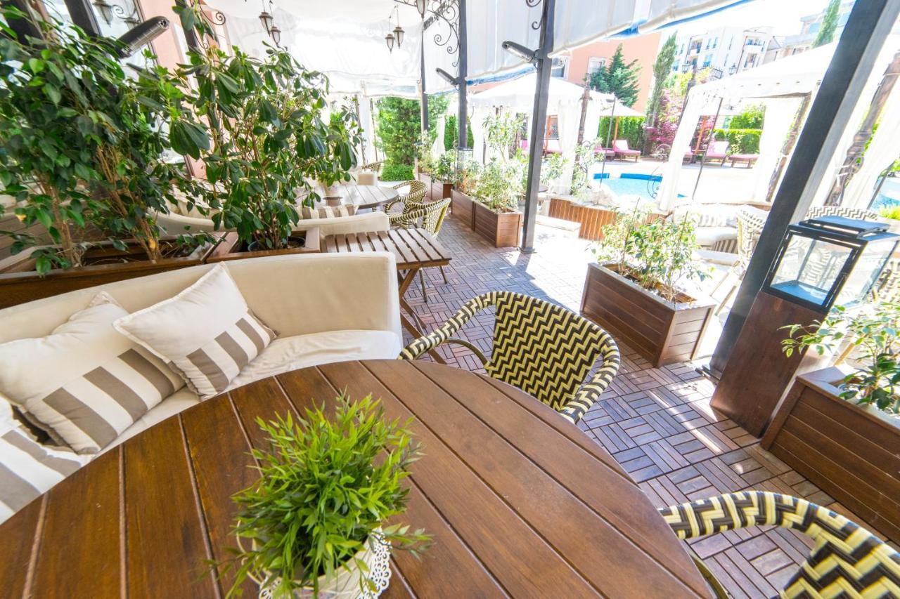 Romance Marine Aparthotel Sunny Beach Esterno foto